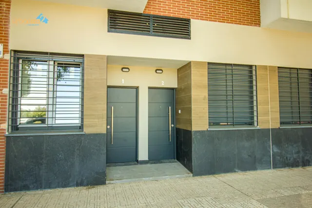 APARTAMENTO SIN MUEBLES SAN ROQUE BADAJOZ — 11