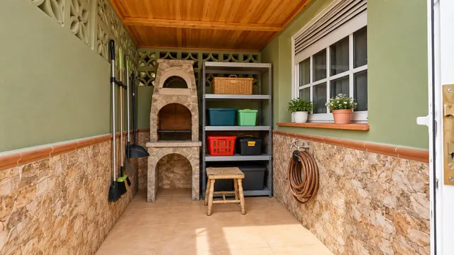 Vivienda unifamiliar de 194 m2 con patio privado y amplio garaje en Guayonje, Tacoronte — 8