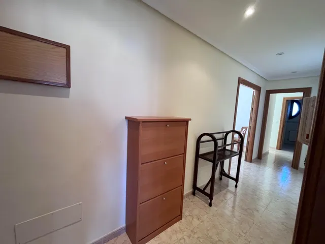 Gran piso de esquina de 3 dormitorios con garaje cerrado opcional en Colindres — 46