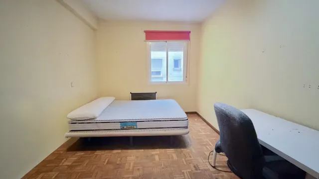 Venta en Calle MARROQUINA MORATALAZ — 14