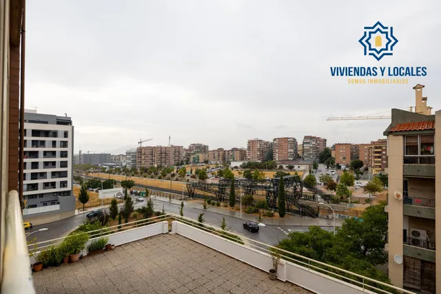Piso de dos dormitorios en Sanders, en urbanización privada con piscina, pistas de padel, plaza de garaje y trastero — 30