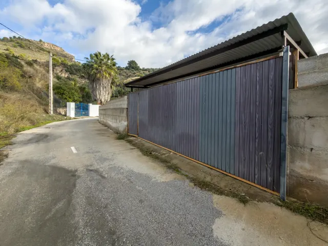 Finca rústica de AGUACATES con CONTRUCCIÓN de 37 m2 en Los Guájares (Faragüit) — 9