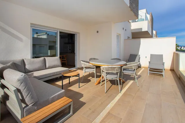 GRAN APARTAMENTO EN ALGORFA: 2 HAB, 2 BAÑO — 7