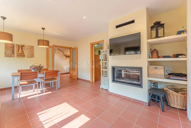 Casa 3 habitaciones 222m² en venta - Pirineo de girona - foto 4
