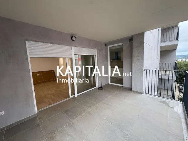 Alquiler de piso de obra nueva a estrenar, libre de gastos de comunidad con garaje y trastero zona corts valencianes — 13