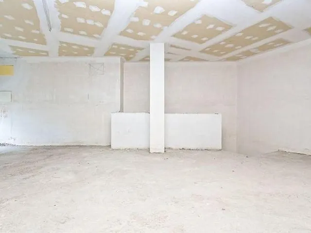 SE VENDE LOCAL COMERCIAL EN MANRESA - foto 5