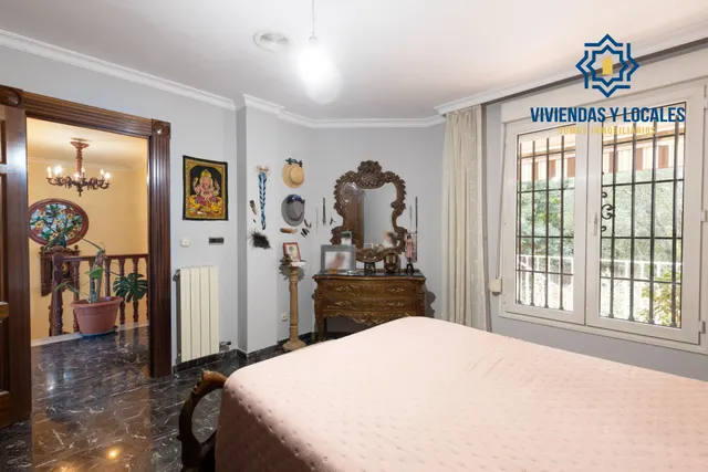 Complejo industrial con vivienda en Alhendín con 2500 metros cuadrados — 13