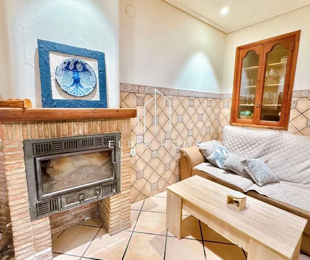 VIVIENDA CON MÁS DE 200m2 EN BURRIANA — 9