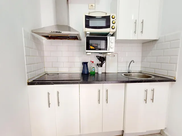 A UN MINUTO DE LA PLAYA! PISO CON DORMITORIO INDEPENDIENTE Y - foto 4