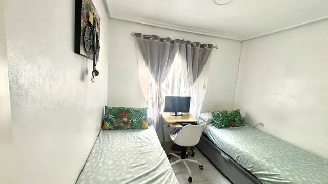 Amplio Piso en Alicante - Ideal para Familias — 32