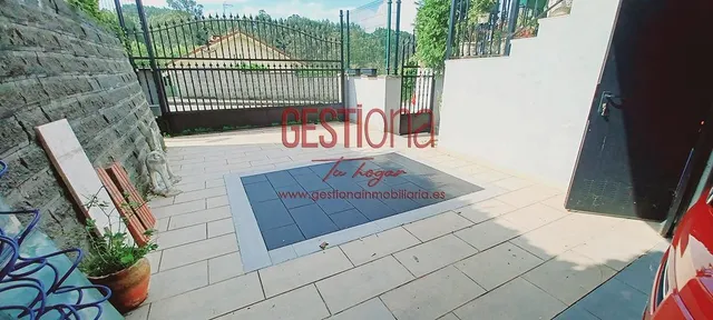CHALET CON PISCINA PRIVADA. MERUELO. — 42