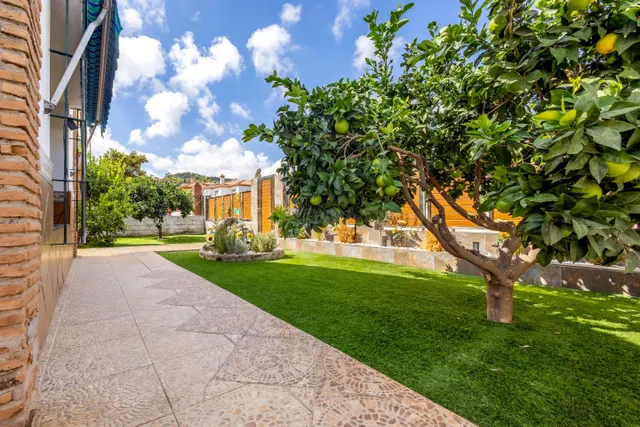 Casa independiente en venta en Alhaurín de la Torre con pisc - foto 4
