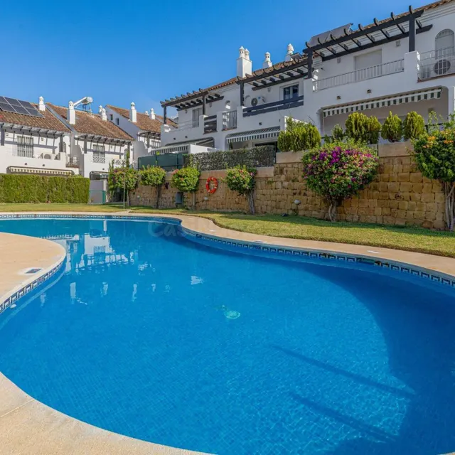 Villa 3 habitaciones 133m² en alquiler - Marbella - foto 2