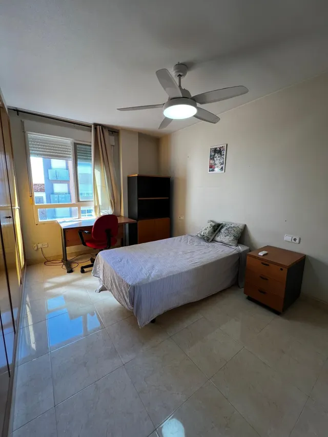 Acogedor Piso en La Ñora, Ideal para Estudiantes o Trabajadores — 6