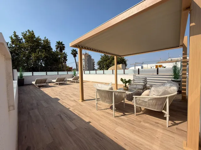 Espectacular vivienda reformada con parcela de 200 m2, terraza y solárium cerca de Playa del Cura — 12