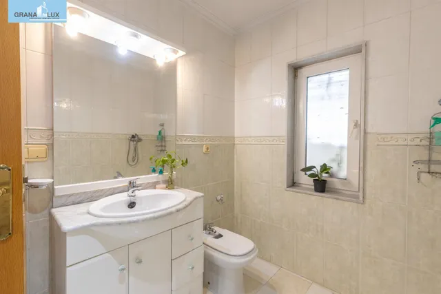 Casa en esquina en venta en Las Gabias — 31