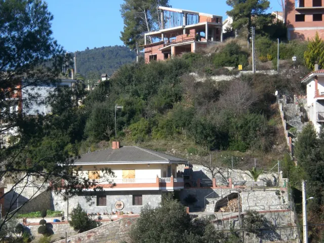 SOLAR EN VENDA A CORBERA DE LLOBREGAT — 13