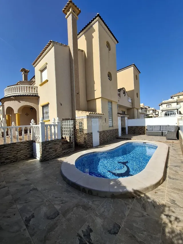 CHALET ADOSADO EN LOMAS DE CABO ROIG ( ORIHUELA COSTA ) - foto 5