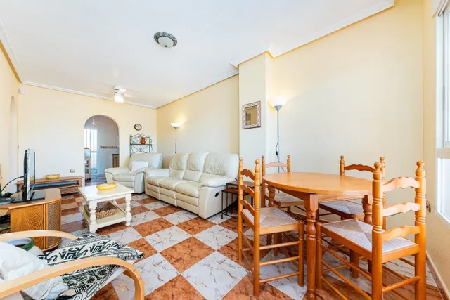 Ático con amplio solárium y piscina comunitaria en Villamartin, Orihuela Costa — 8