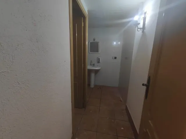 LOCAL COMERCIAL EN VENDA AMB PROJECTE DE CANVI D'ÚS A HABITATGE / CENTRE DE VILANOVA DEL CAMÍ — 34