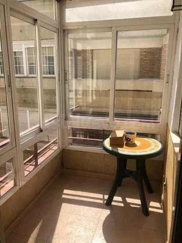 Piso 2 habitaciones 60m² en alquiler - Plaza de toros - foto 3