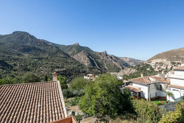 EDIFICIO en Güejar Sierra — 17