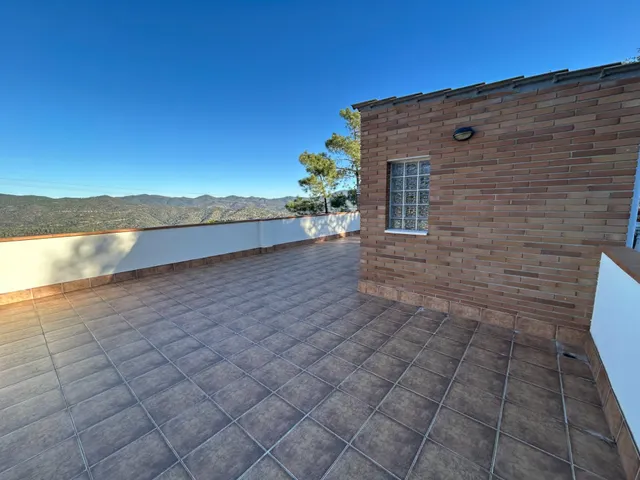 Espaciosa casa con impresionantes vistas a la montaña — 43