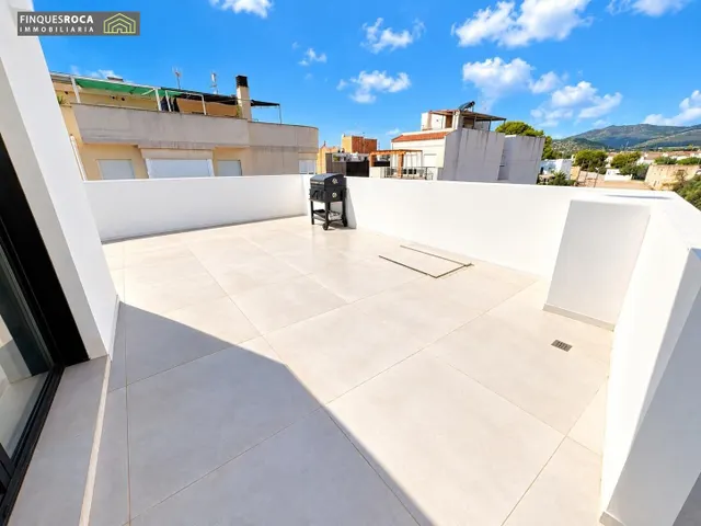 Exclusivo chalet de diseño con piscina privada a 200 metros del mar en les cases d’alcanar — 42