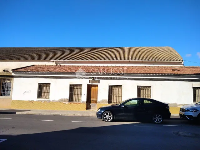 VENTA DE NAVE EN TORRELLANO — 20