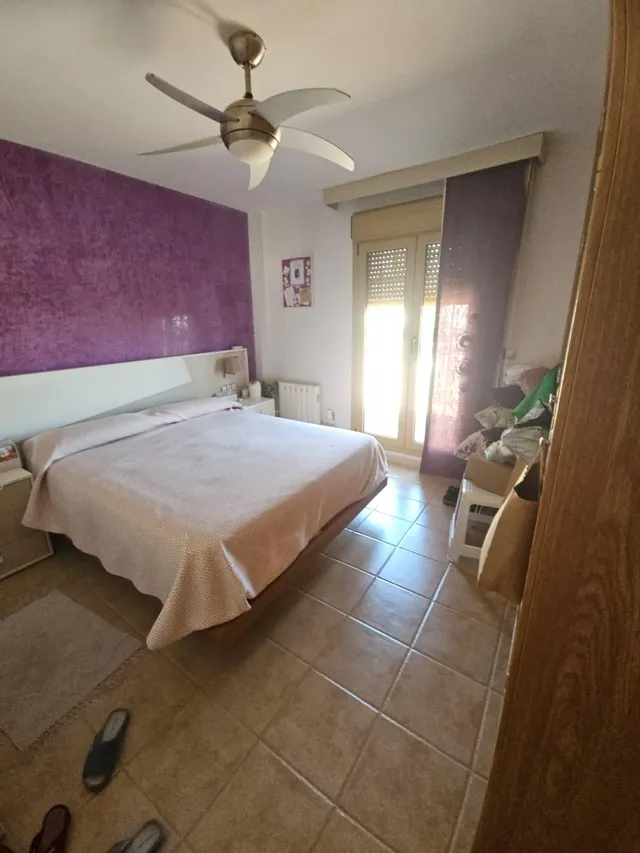 229 m2, 3 plantas y 8 placas solares para vivir sin mirar el recibo a fin de mes — 20