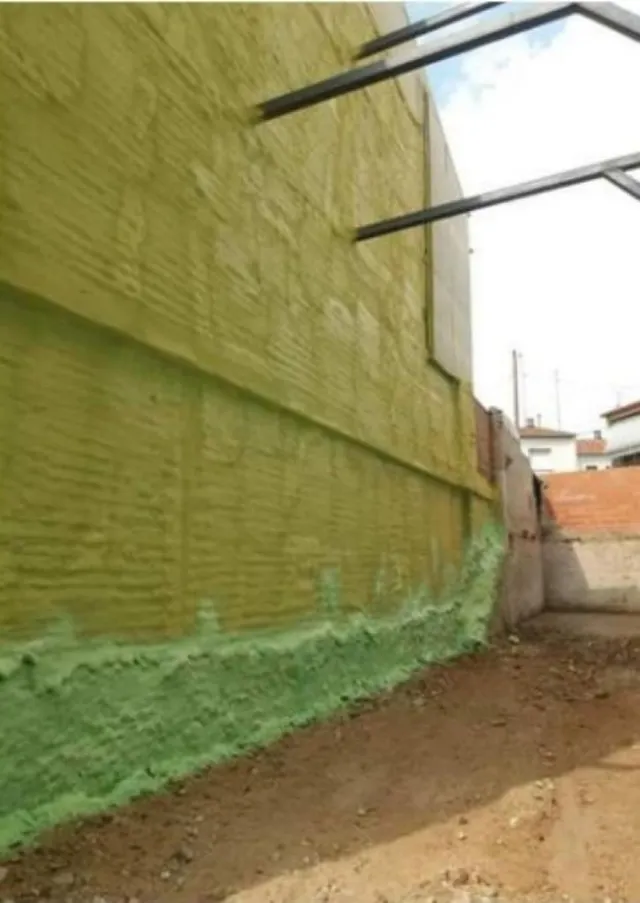 Solar urbano en el centro de Santa Coloma de Farners — 17
