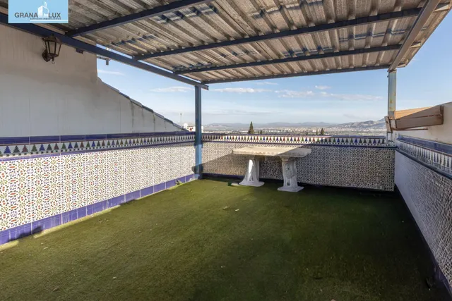 Casa adosada con terraza, vistas a Granada y Sierra Nevada, garaje y sótano — 32