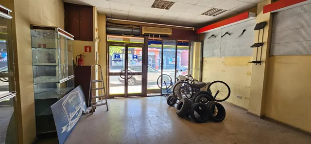 Local comercial 153m² en venta - Cruz del Ingles - foto 4