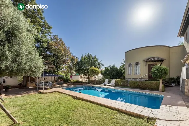 Chalet en los Chopos, Las Gabias — 2