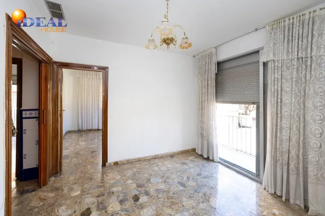 Edificio con gran potencial de desarrollo residencial en Zaidín – Granada — 31