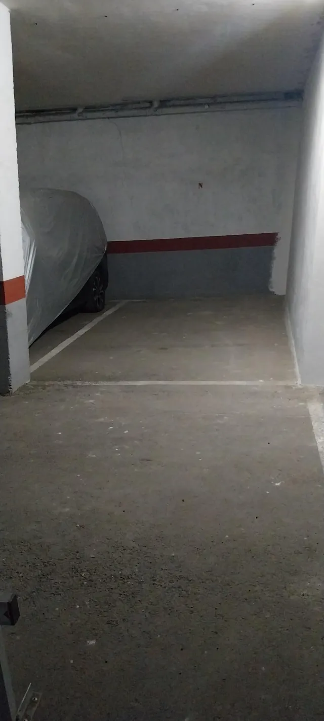 Puerto de La Cruz: Se venden 2 plazas de garaje contiguas en - foto 2