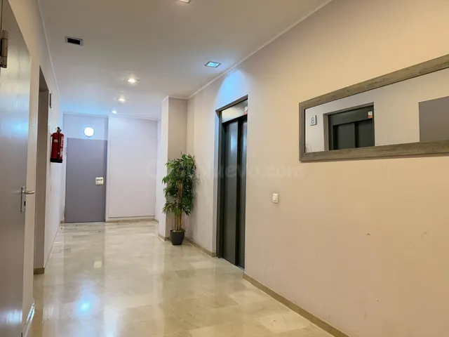 Ático con Terraza Privada en Reus - foto 3