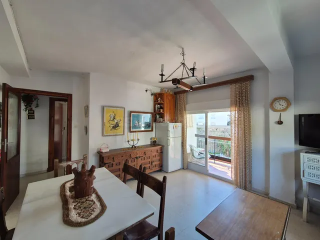 Apartamento en Almuñécar, dos dormitorios muy cerca de la pl - foto 4