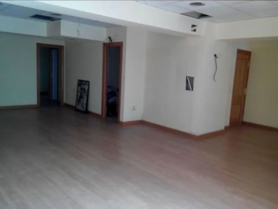 OFICINAS ACONDICIONADAS EN VENTA, ACTUALMENTE CON INQUILINO.