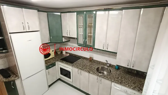¡Luminoso piso Tipo Duca en el G3, junto al HUBU! - foto 5