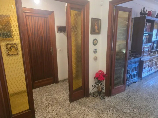 Gran piso todo exterior a  5 minutos del centro. — 17