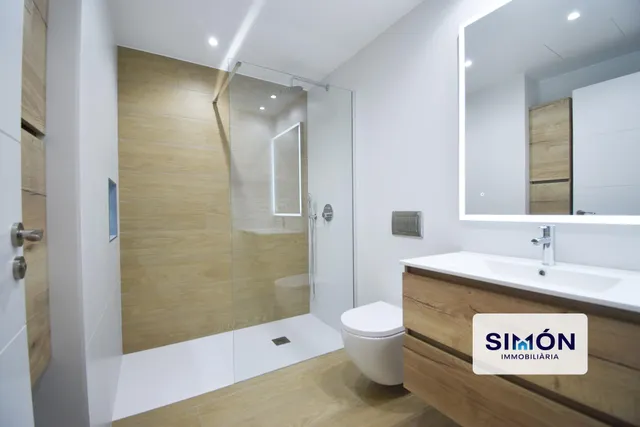 ¡Precioso Piso de 3 habitaciones acabado de reformar en Berga! — 8