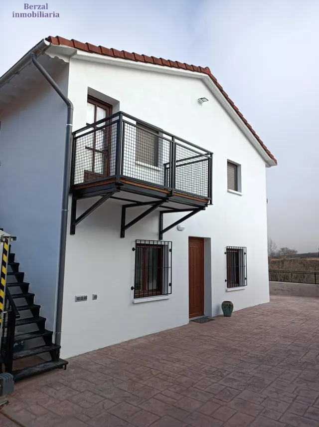 Casa para entrar a vivir de 99 metros mas 16 metros de bodeg - foto 2