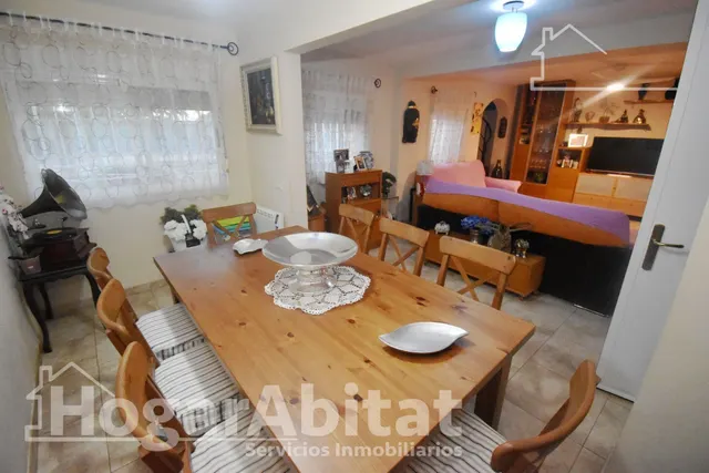 ¡Encantador Chalet! Muy amplio y sofisticado, con gran garaje, terraza, jardín y parcela — 9