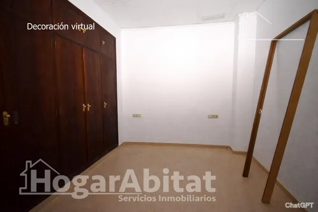 ESPACIOSA CASA CON TERRAZA Y GARAJE — 18