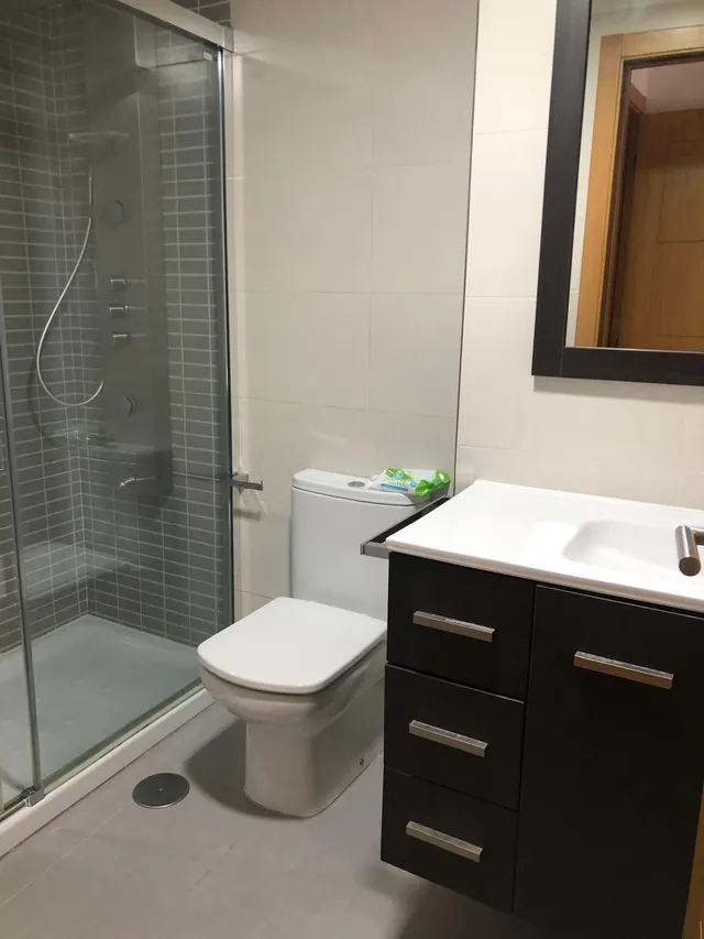 Amplio Piso en el Centro de Ponferrada - Ideal para Familias — 4