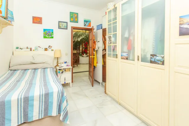 Exclusiva casa con jardín en el centro de El Puerto de Santa María — 27