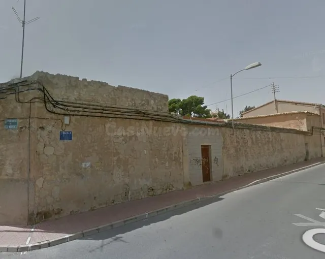 Terreno en C/ Alcalde Saturnino Cerda, Monóvar - foto 2