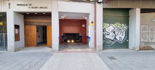 Venta de plaza de garaje en la Avenida Navarra — 7