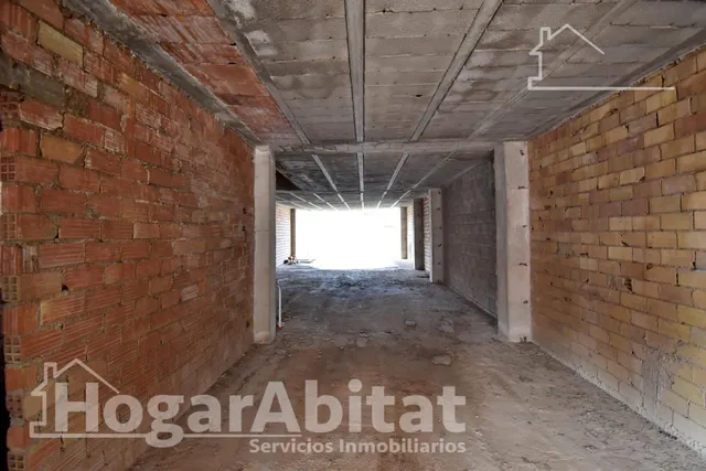 Gran patio privado y proyecto para diseñar tu casa unifamiliar en el centro urbano — 20